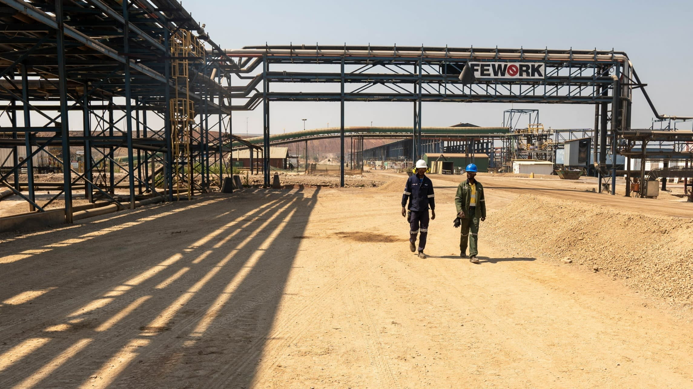 US-backed fund agrees to buy stake in Glencore&rsquo;s DR Congo mines